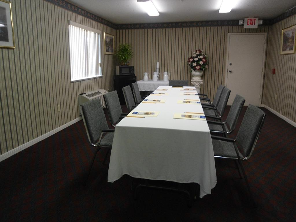 Americas Best Value Inn And Suites Houston/Northwest Brookhollow Facilidades foto