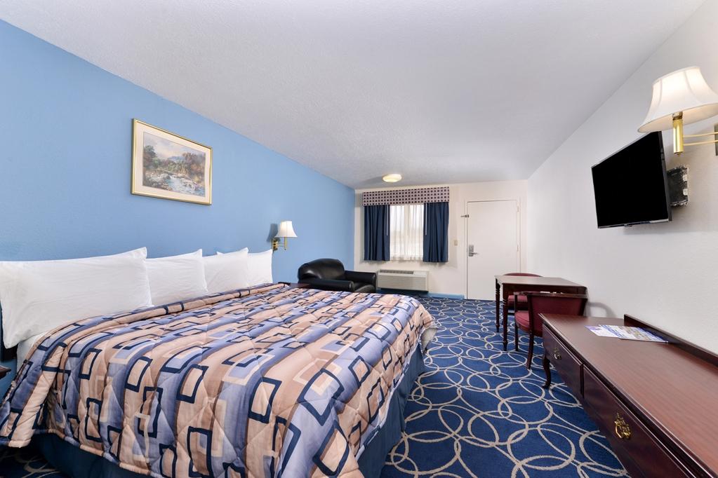Americas Best Value Inn And Suites Houston/Northwest Brookhollow Habitación foto