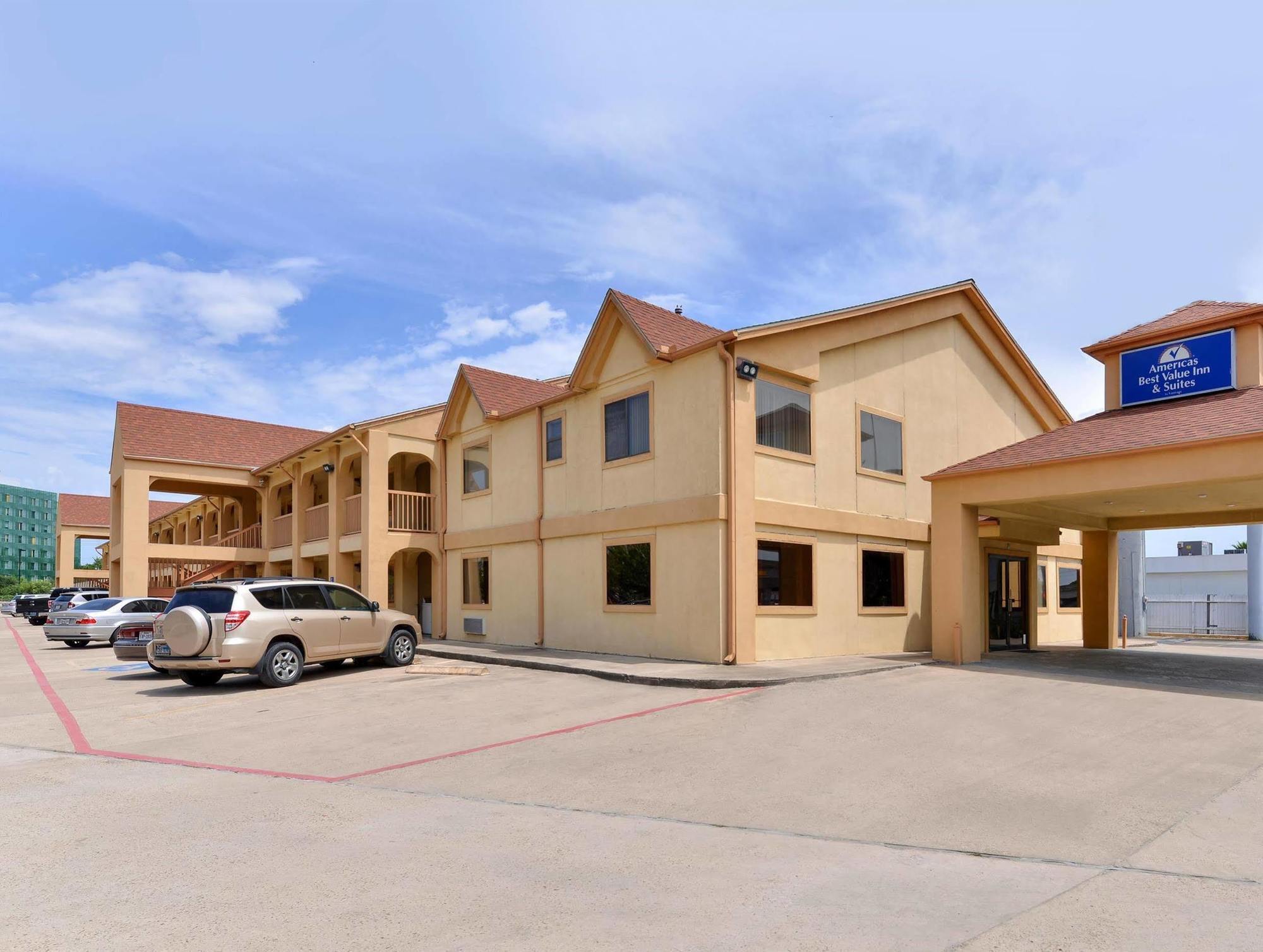 Americas Best Value Inn And Suites Houston/Northwest Brookhollow Exterior foto